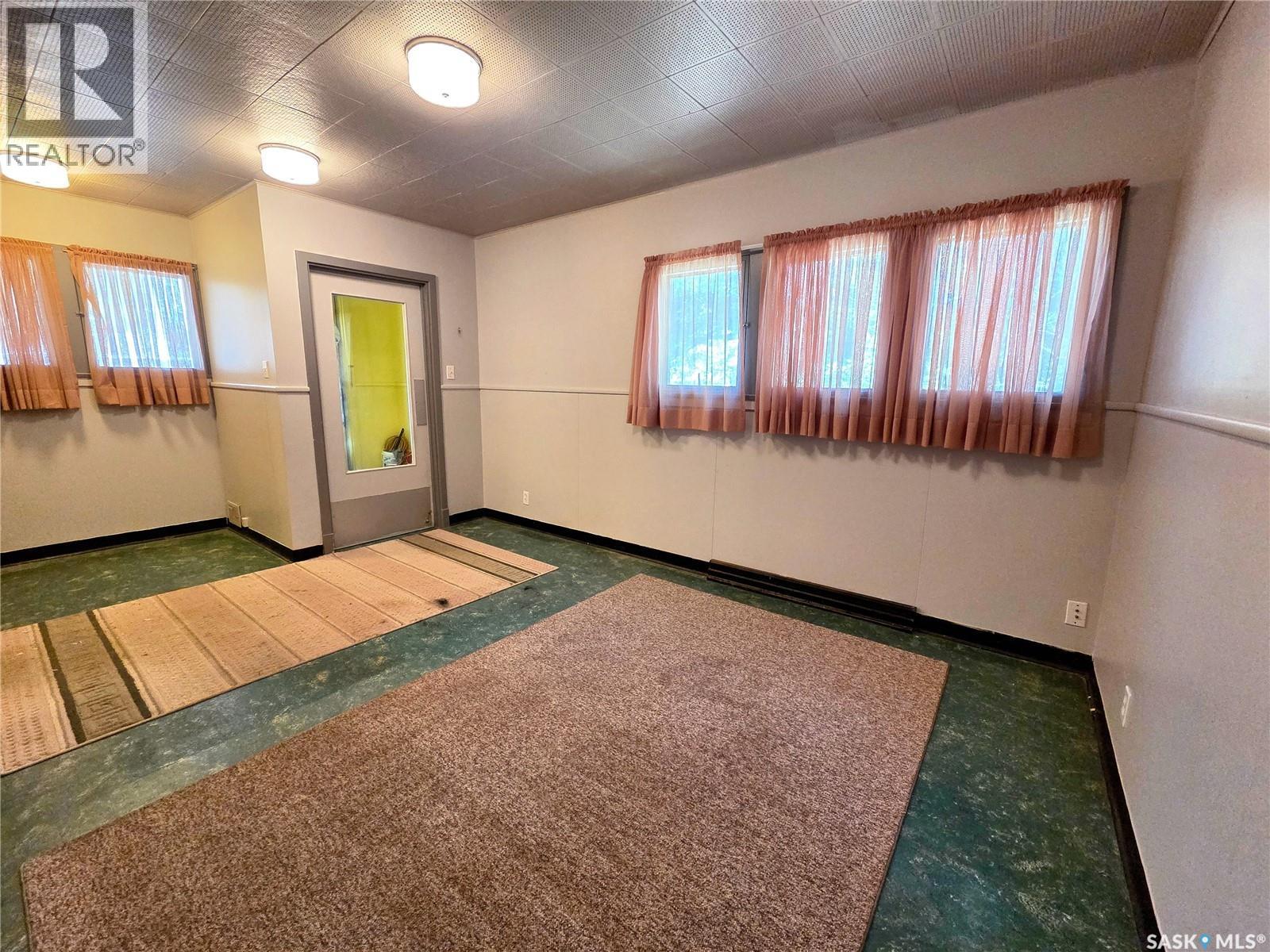 E 135-145 3rd STREET E - Image 36