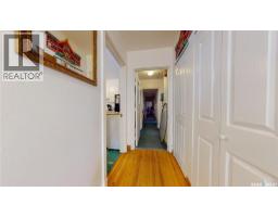 E 135-145 3rd Street E, Fox Valley, SK S0N0V0 Photo 20