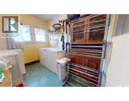 E 135-145 3rd Street E, Fox Valley, SK S0N0V0 Photo 23