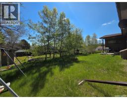 E 135-145 3rd Street E, Fox Valley, SK S0N0V0 Photo 44