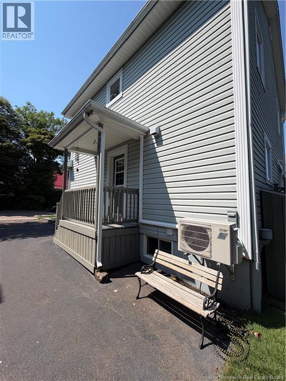 89 Winter Avenue - 16