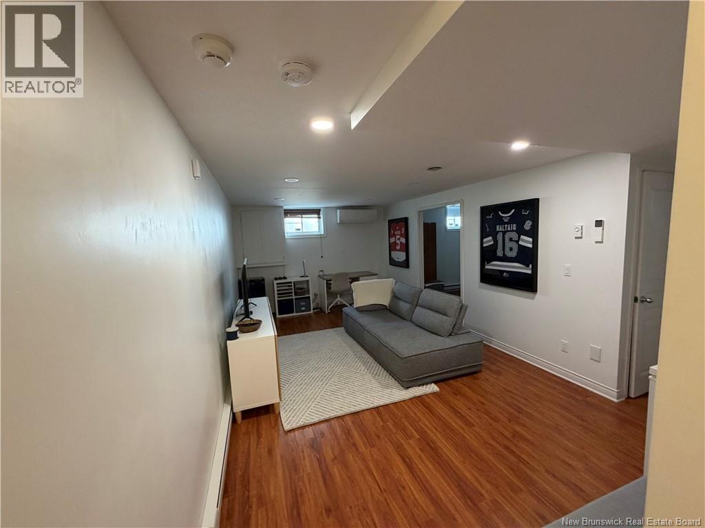 89 Winter Avenue - 29
