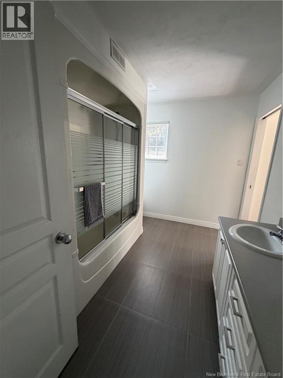 89 Winter Avenue - 42