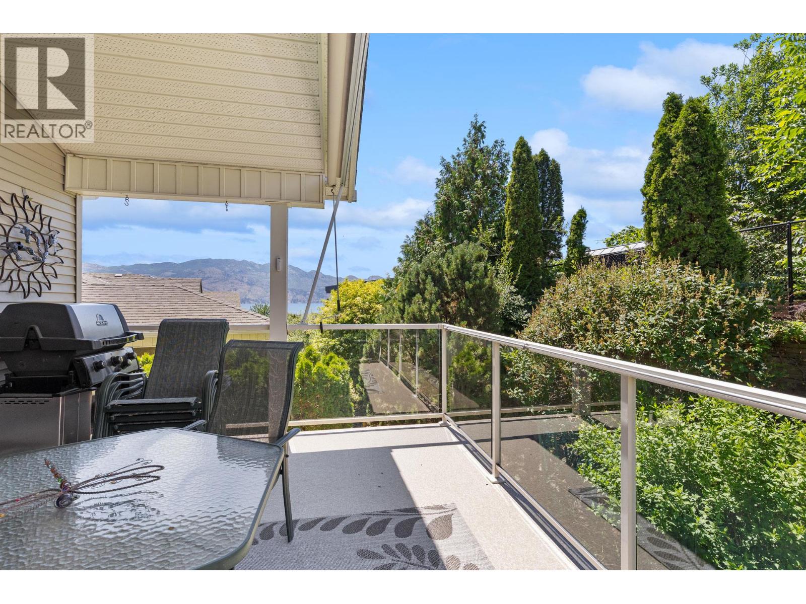 #10 2100 Boucherie Road - 18