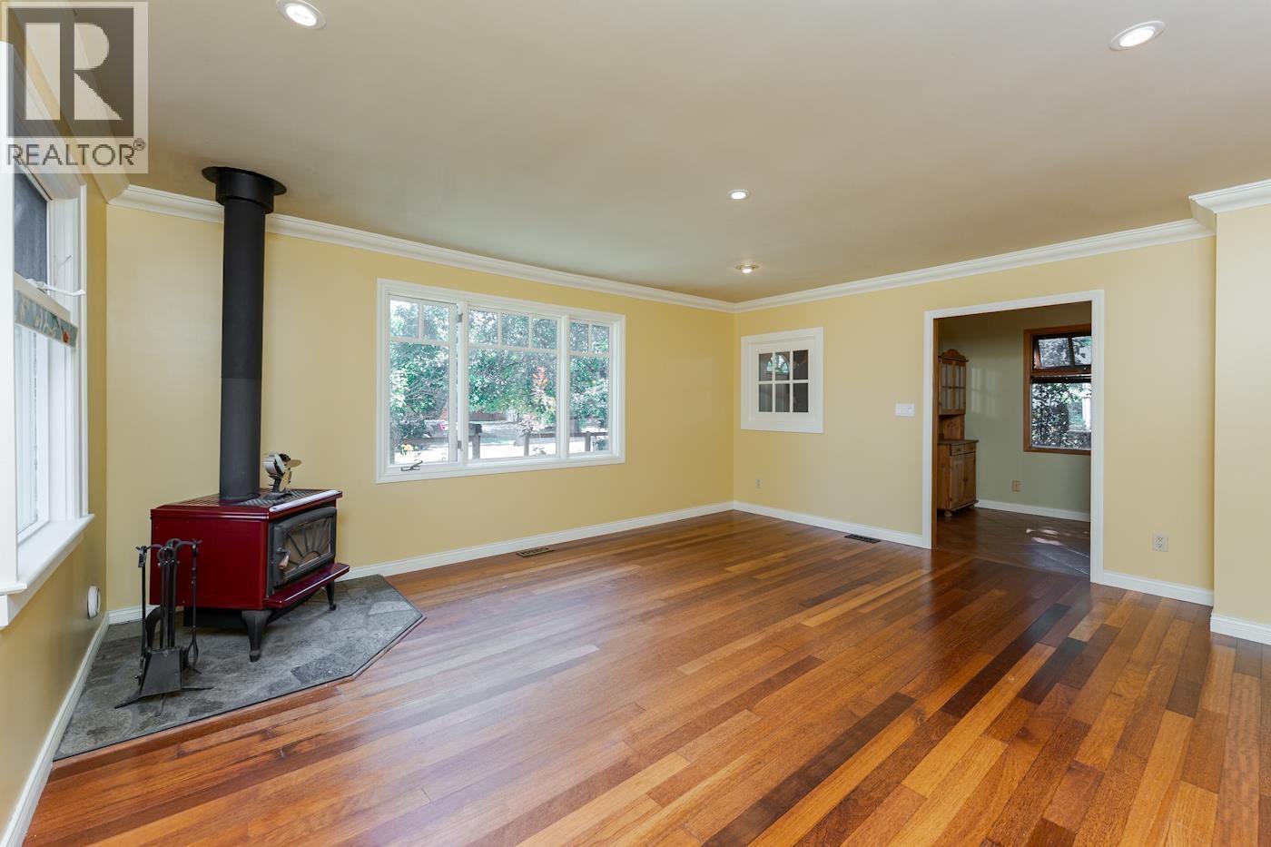 245 ALWARD STREET - Image 22