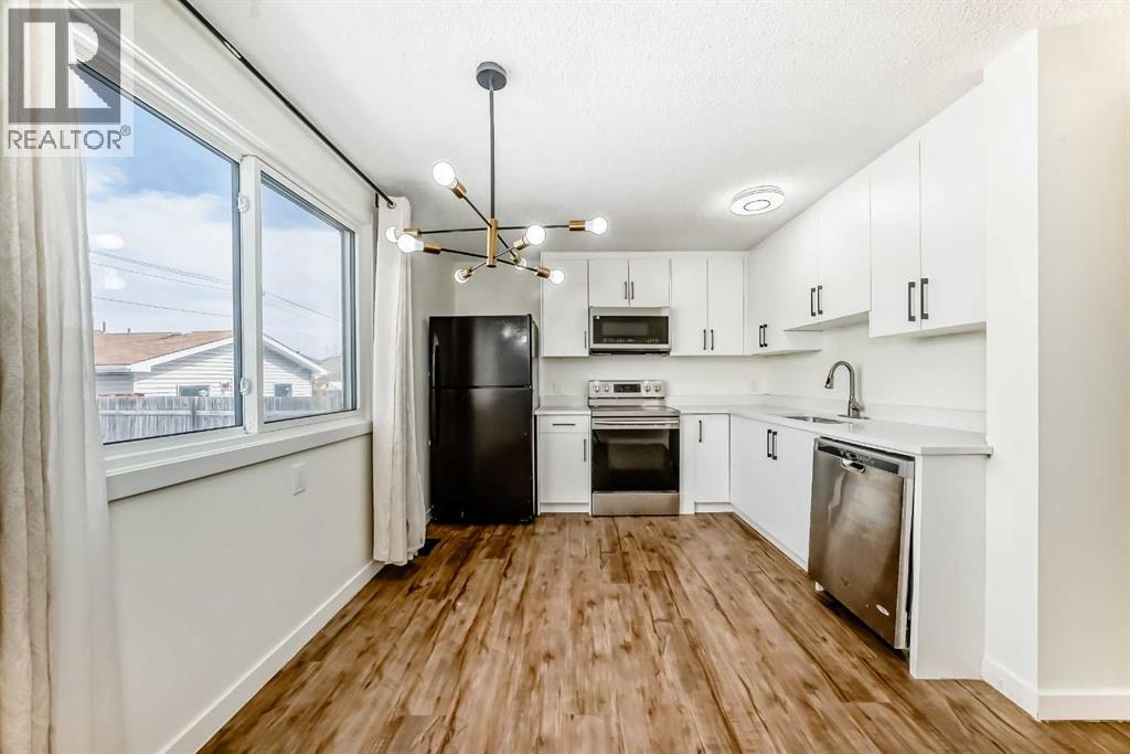 25 Erin Ridge Road SE - Image 3