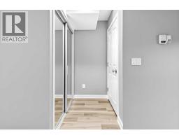 102, 139 26 Avenue NW - photo 2