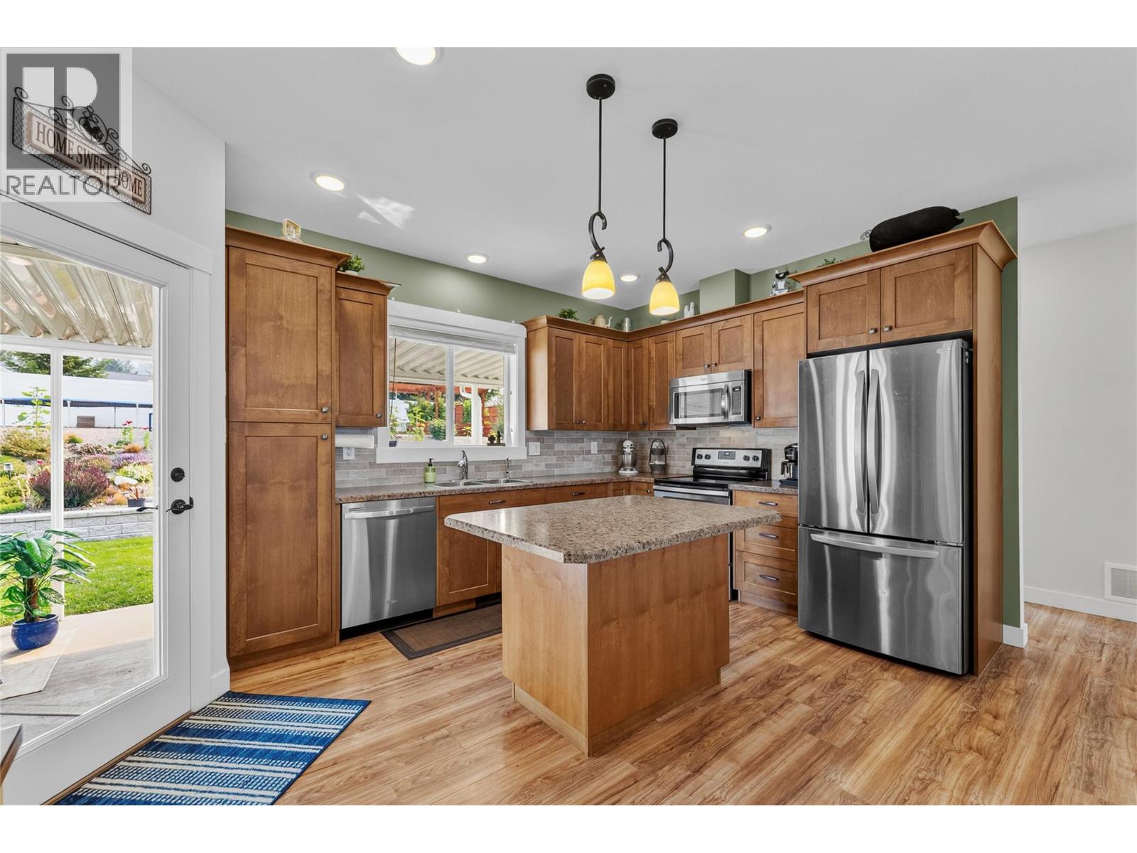 389 DALADON Drive - Image 11