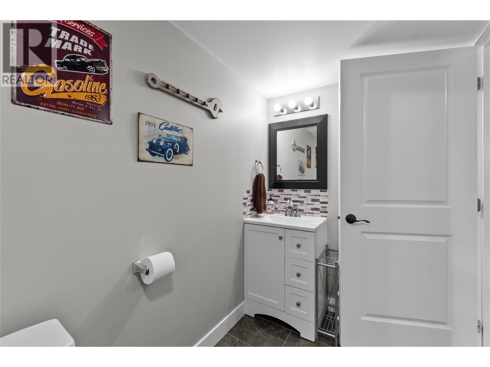 389 DALADON Drive - Image 33