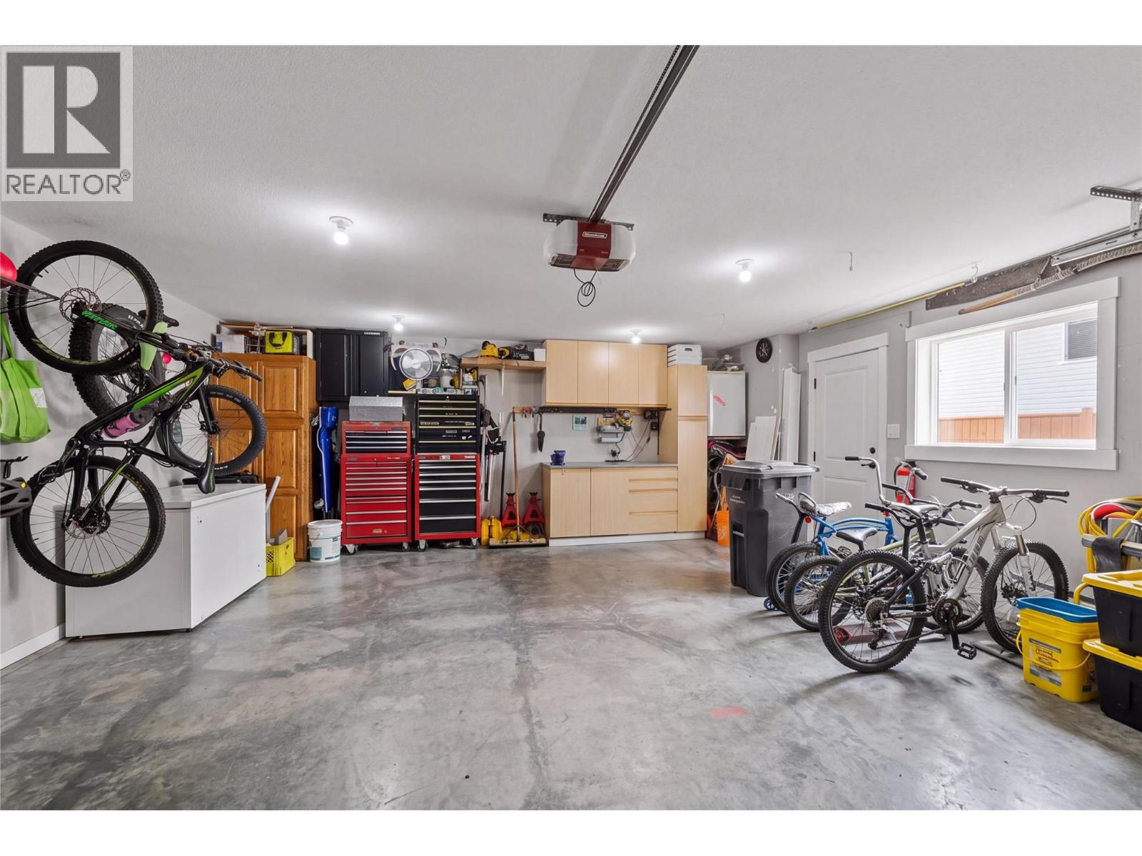 389 DALADON Drive - Image 51