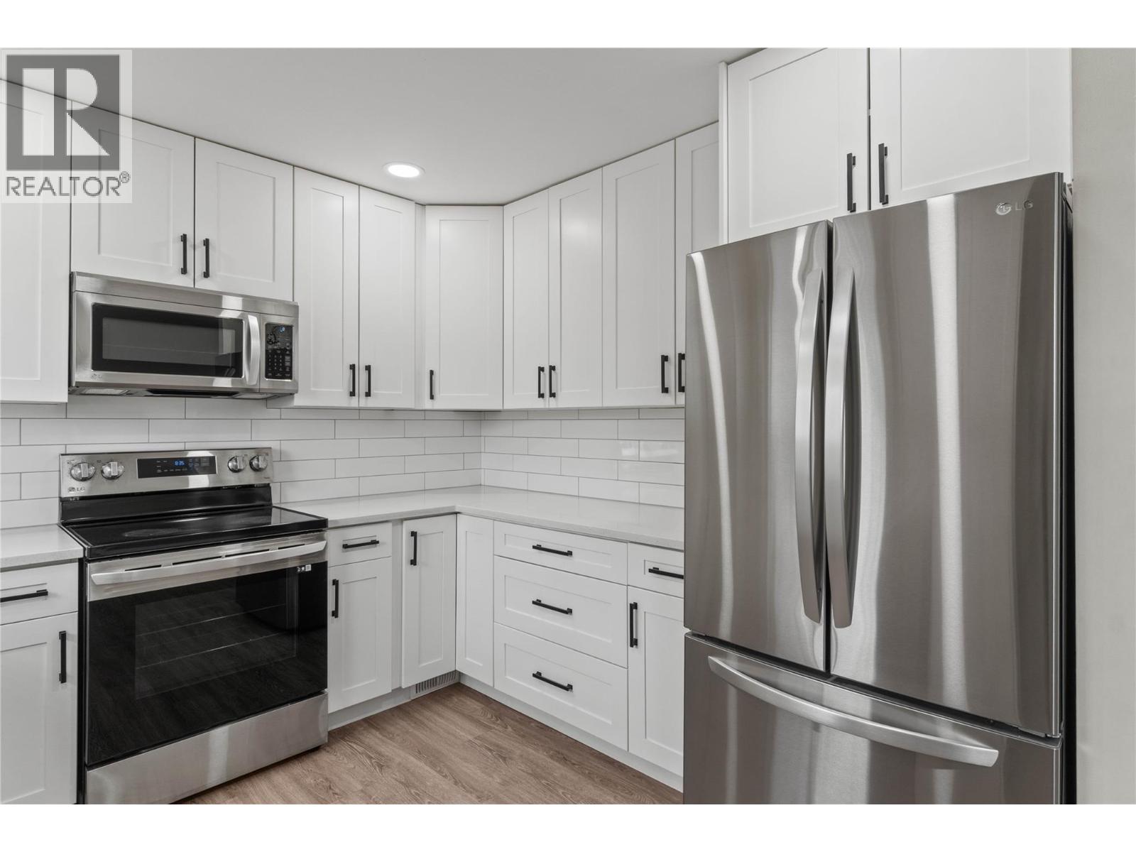 1102 KEMANO Street - 7