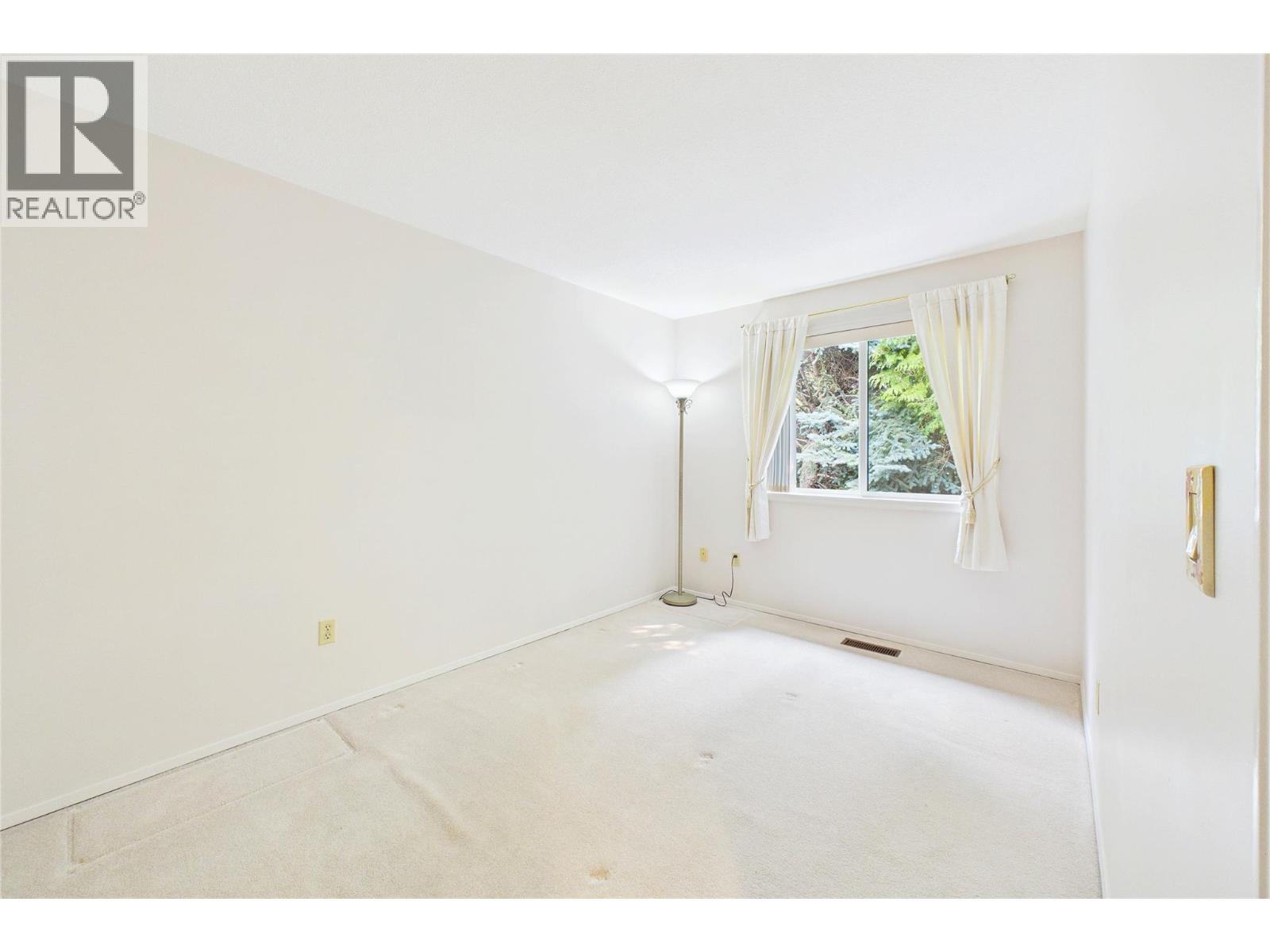 #105 1995 Burtch Road - 39
