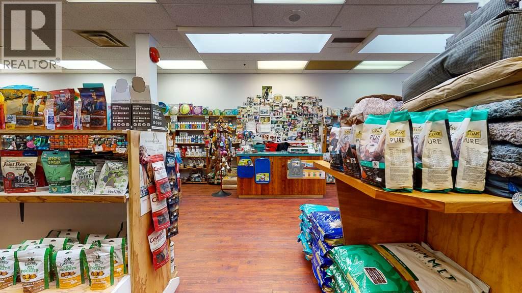106 1100 SUNSHINE COAST HIGHWAY, Gibsons