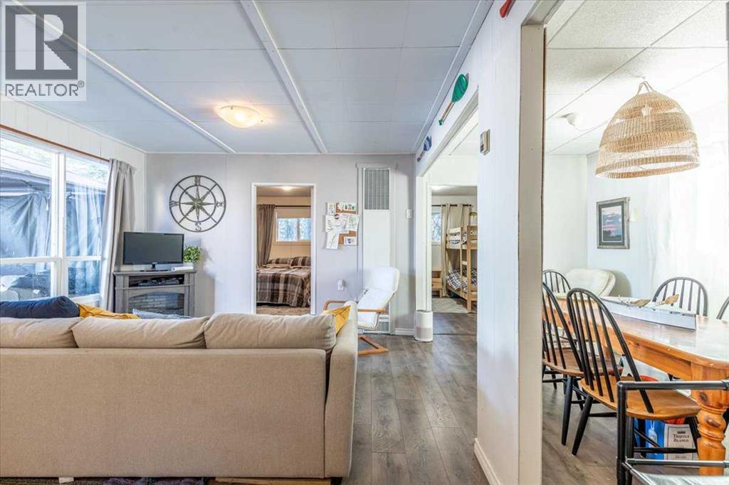 125 Poplar Bay - Photo 11