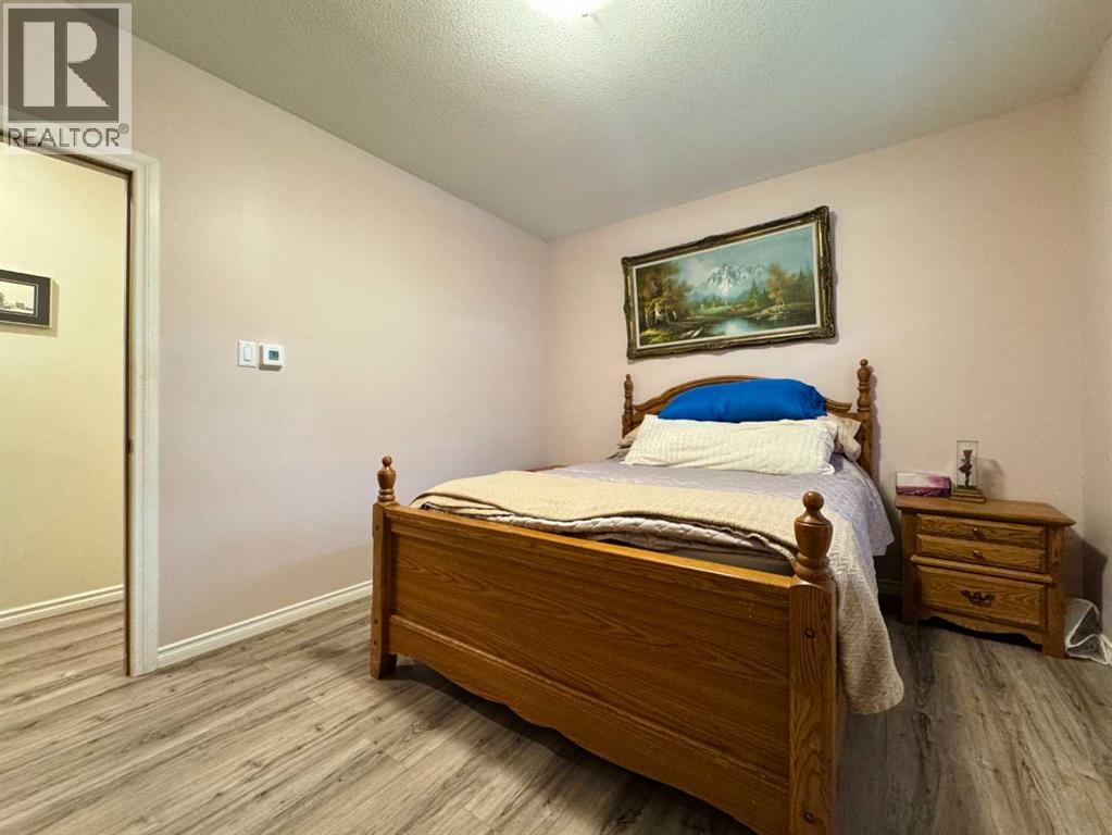 412 Queen Avenue - Photo 22