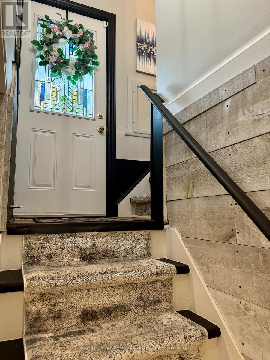 1178 PRINCESS AVENUE - 23