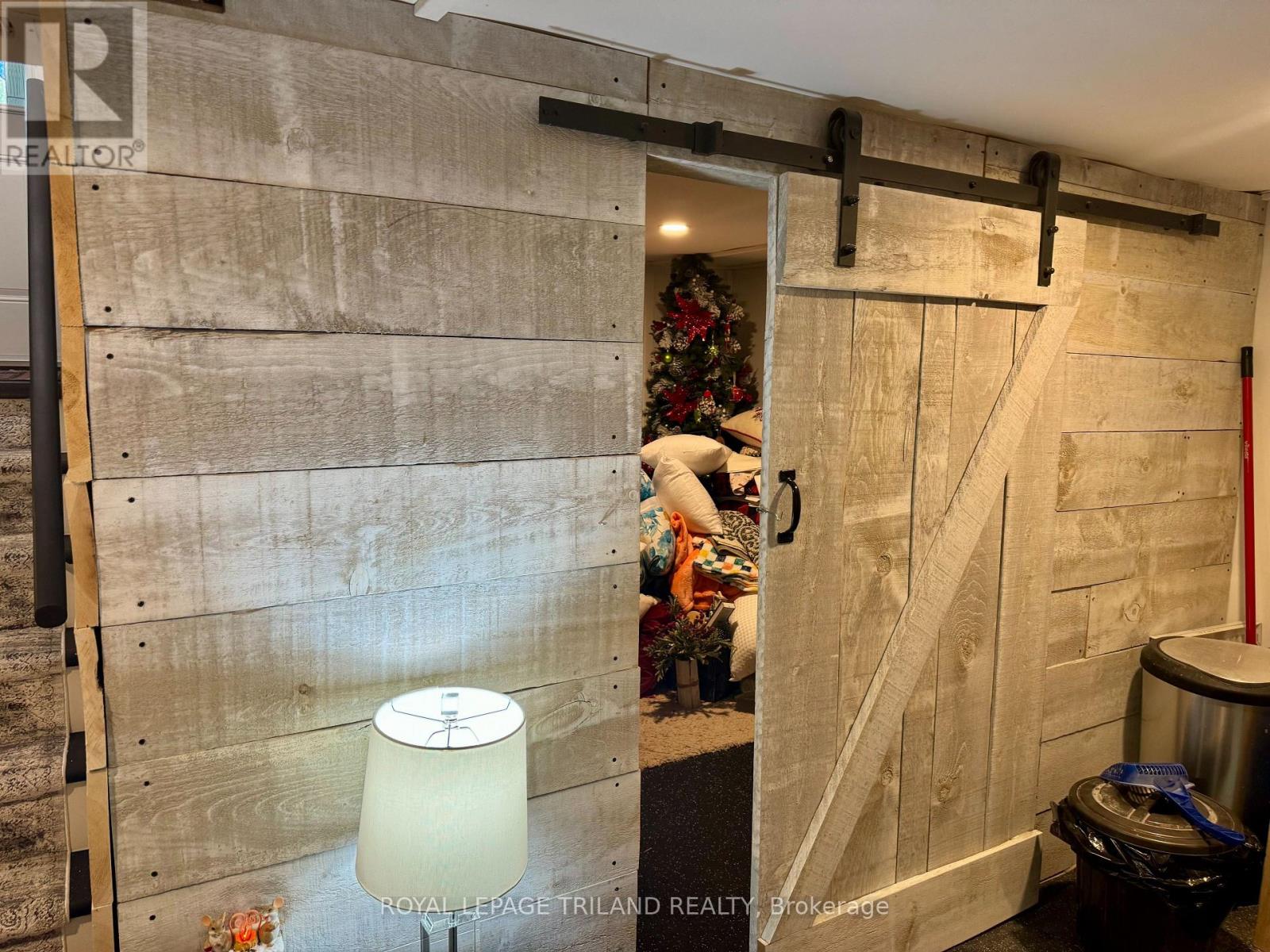 1178 PRINCESS AVENUE - 28
