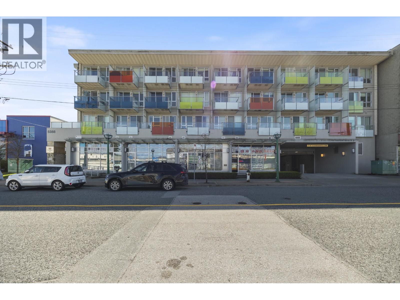 311 5388 GRIMMER STREET, Burnaby — photo 2