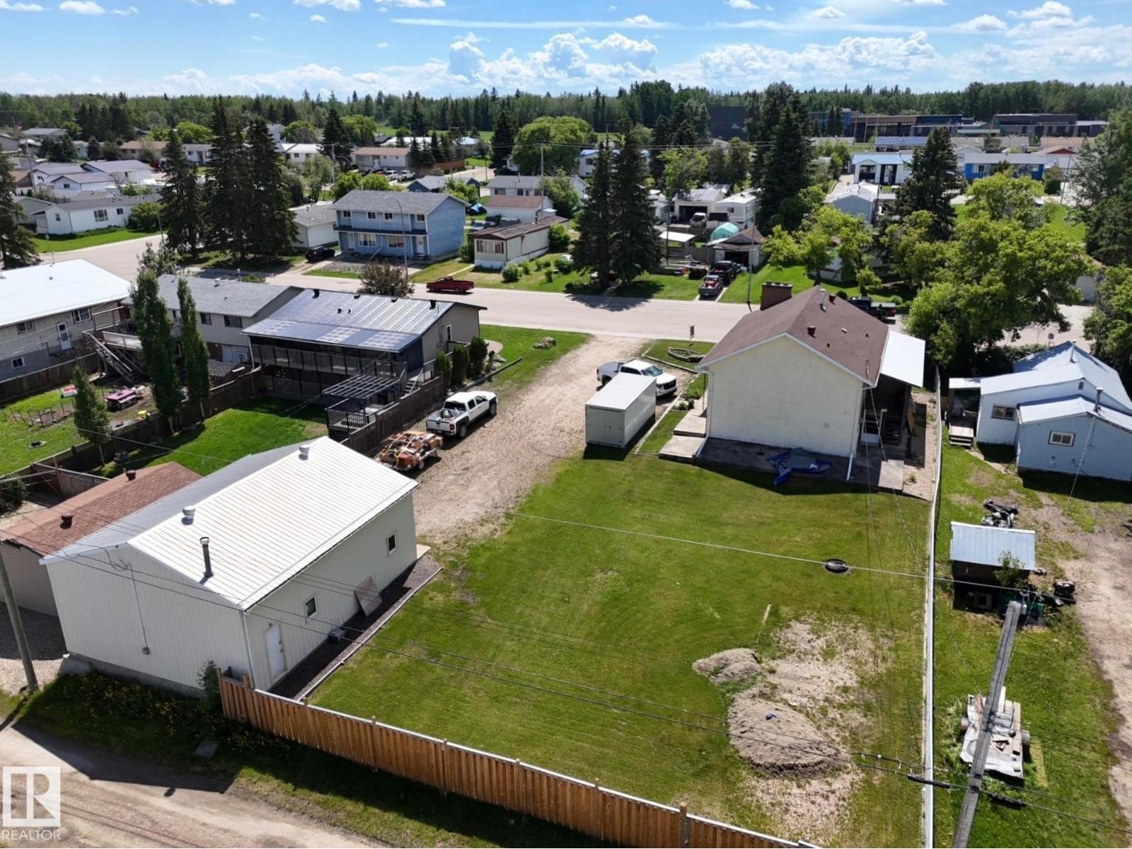 4722 48 Avenue - Photo 5