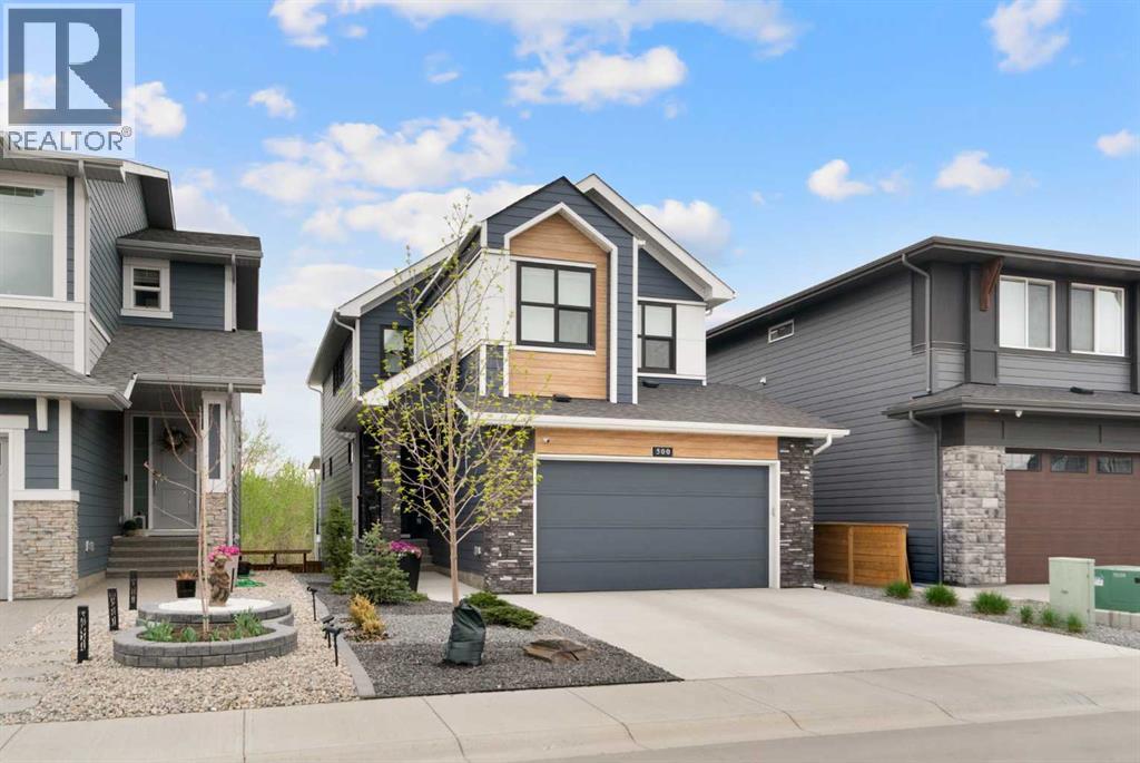 500 Cranbrook Gardens SE - 2