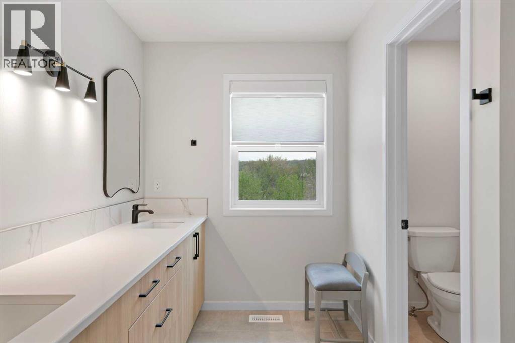 500 Cranbrook Gardens SE - Image 24