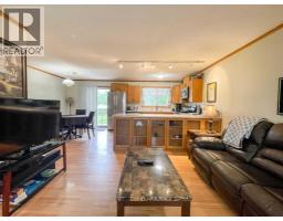 Living room - 104 Hill Drive, Fort Mcmurray, AB T9H2B5 Photo 7