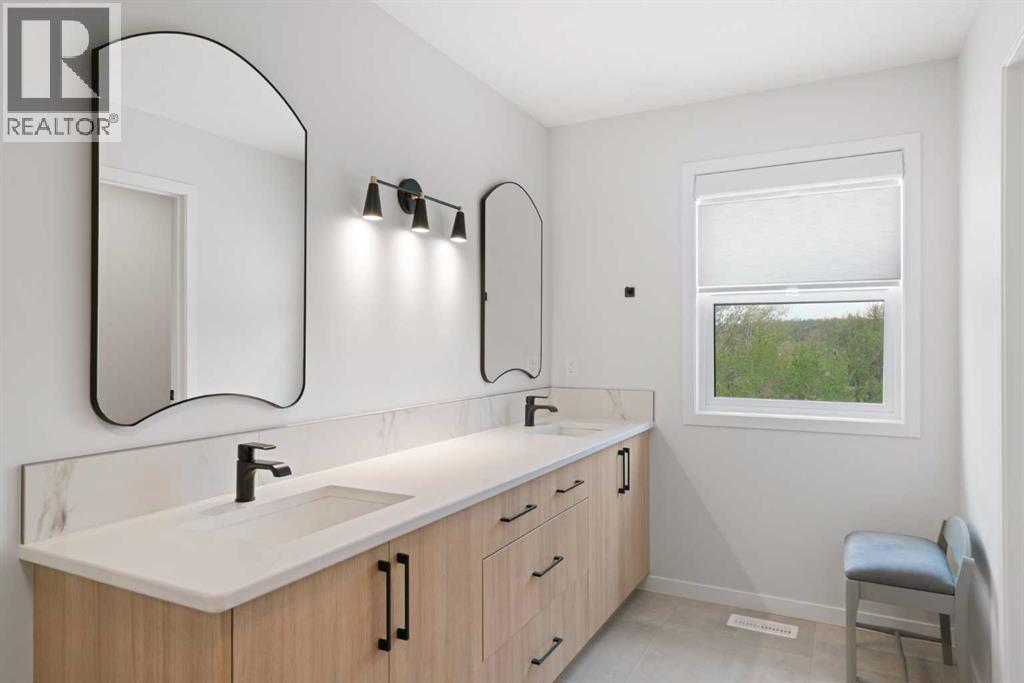 500 Cranbrook Gardens SE - Image 25