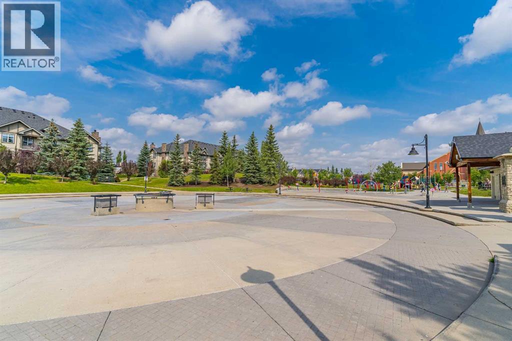 #208 25 Prestwick Drive SE - 25