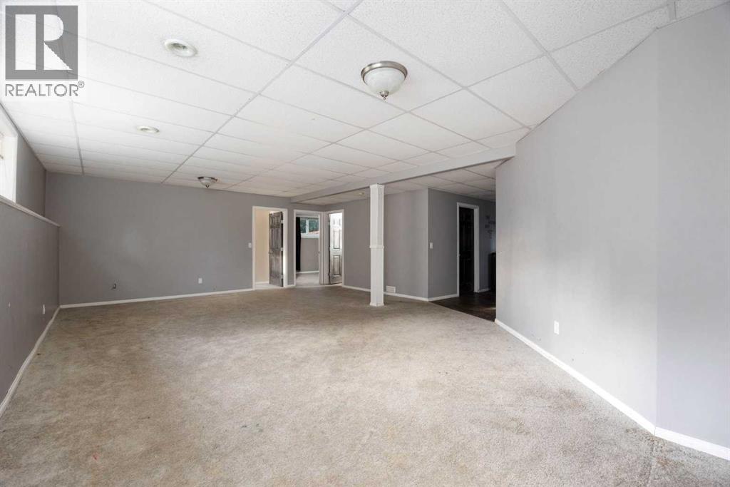 247 Warren Road - Image 32