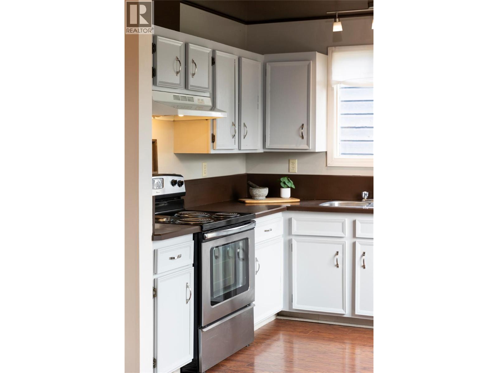 1852 Corbin Place - 16