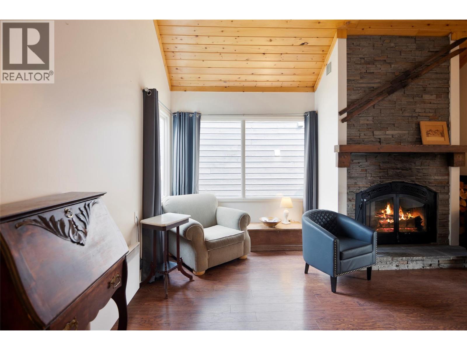 1852 Corbin Place - 5