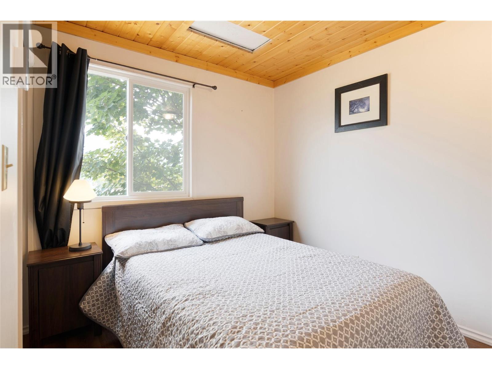 1852 Corbin Place - 25