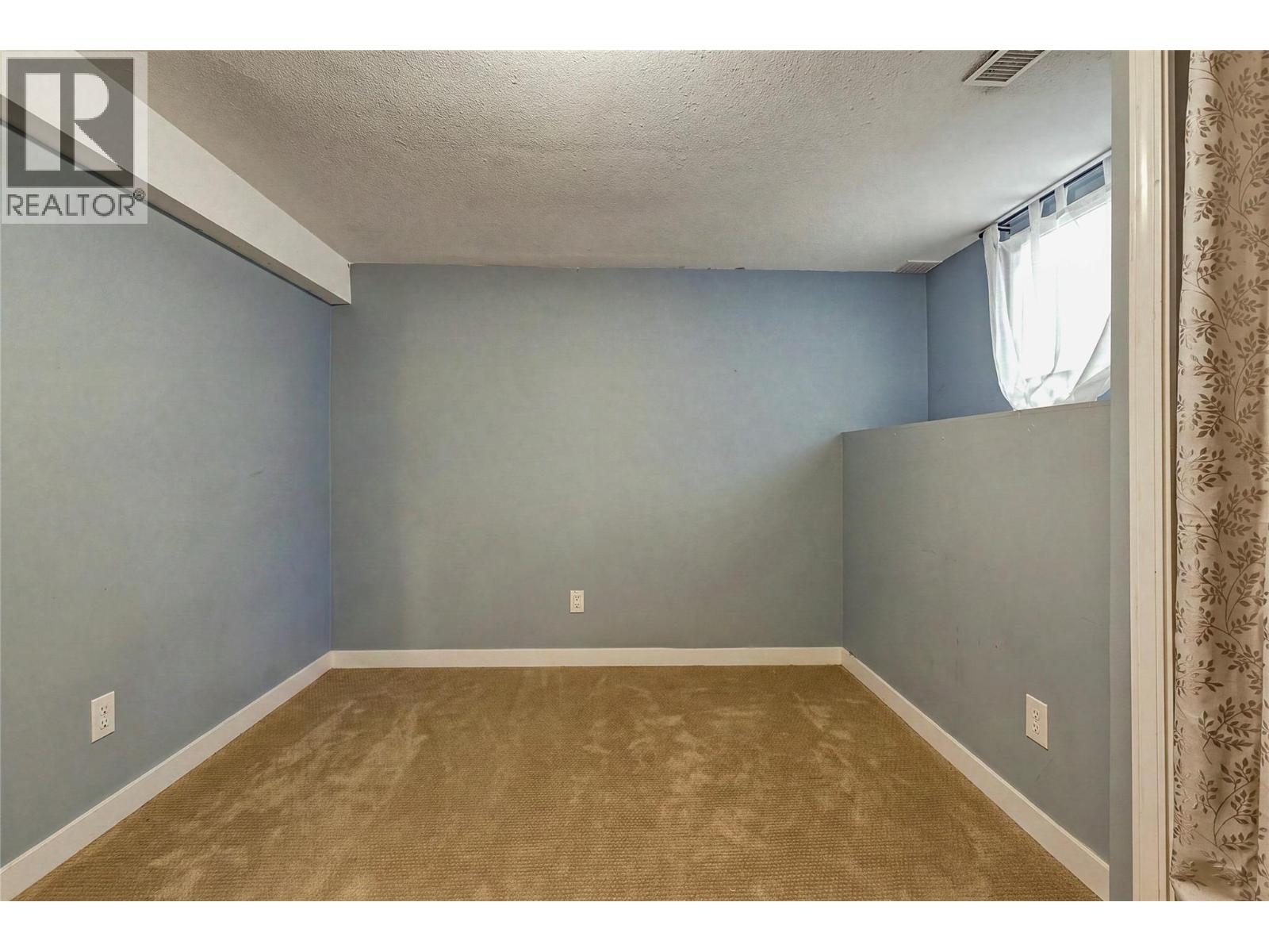 1701 34 Street, Vernon