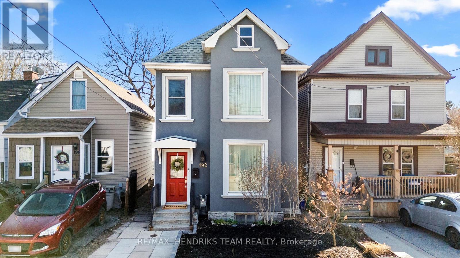192 WOOD STREET E - 1