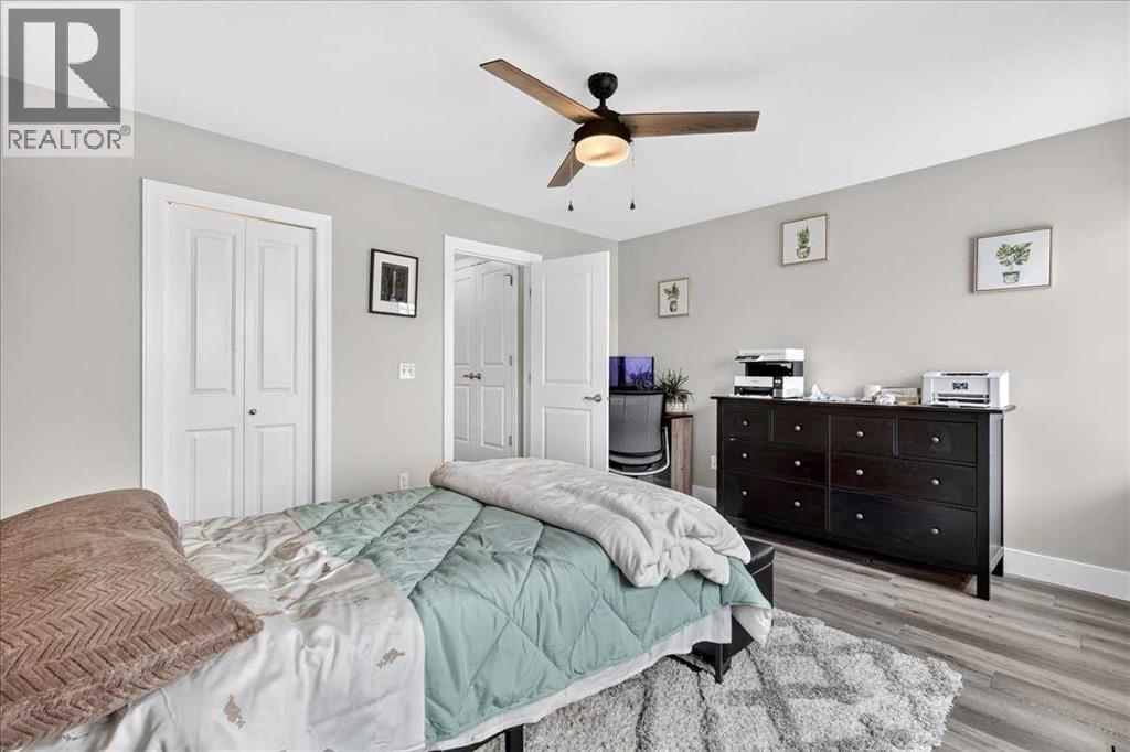 #1016 121 Copperpond Common SE - Image 31