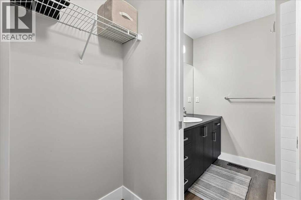 #1016 121 Copperpond Common SE - Image 33