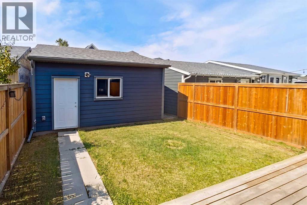 1006 Mahogany Boulevard SE - Image 39