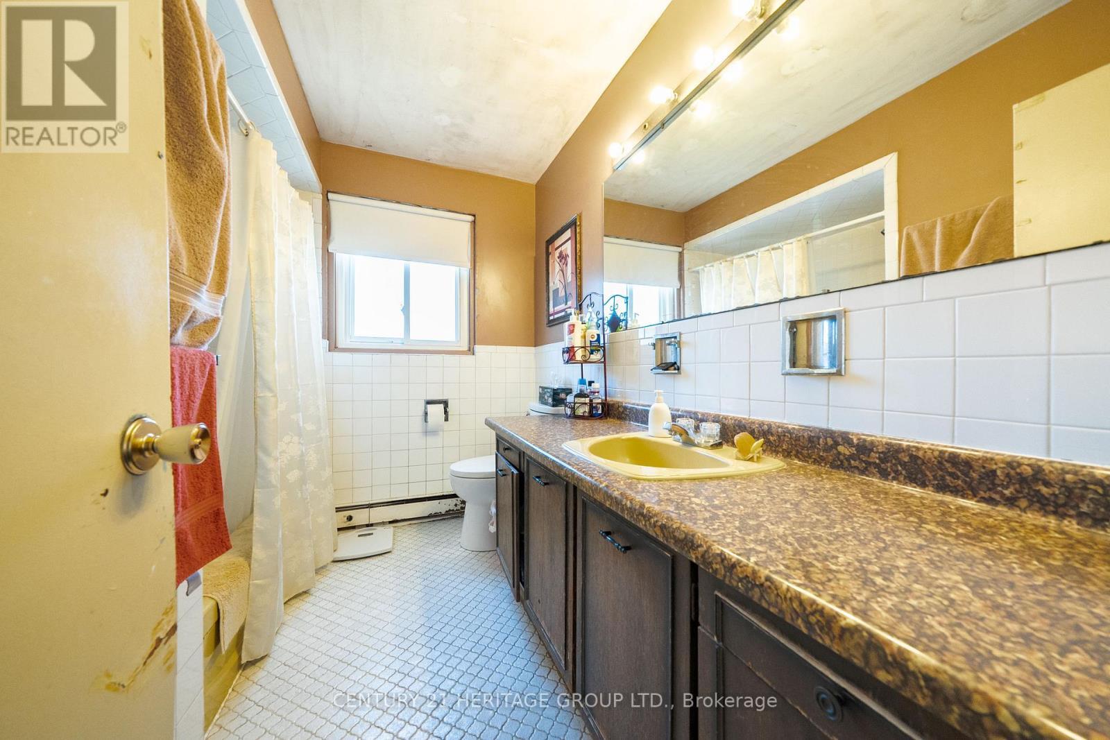 19 CANDY COURT WAY - 22