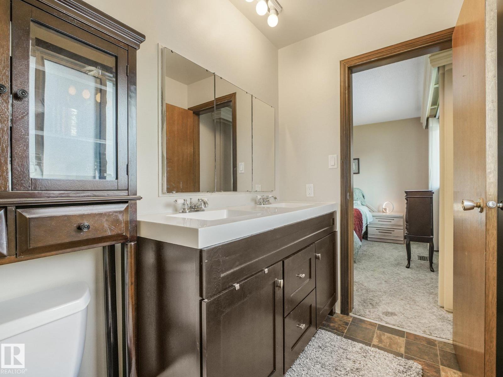 9525 87 ST - Image 29