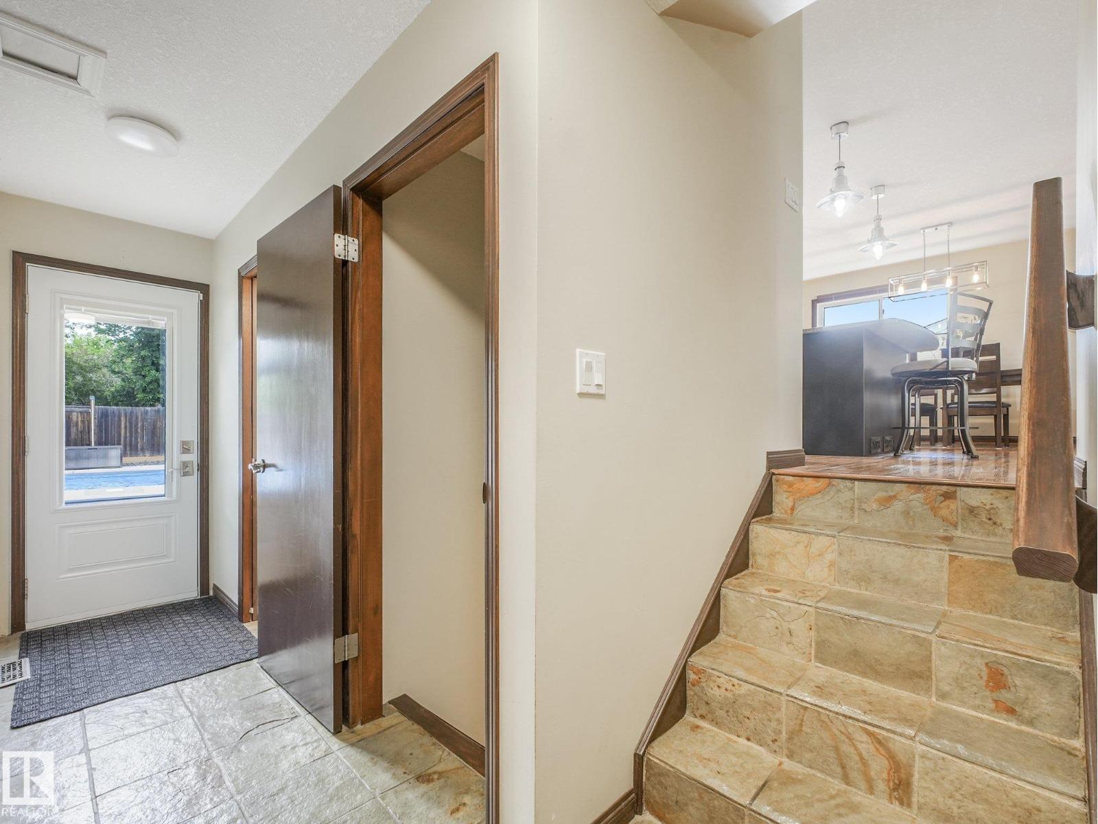 9525 87 ST - Image 35