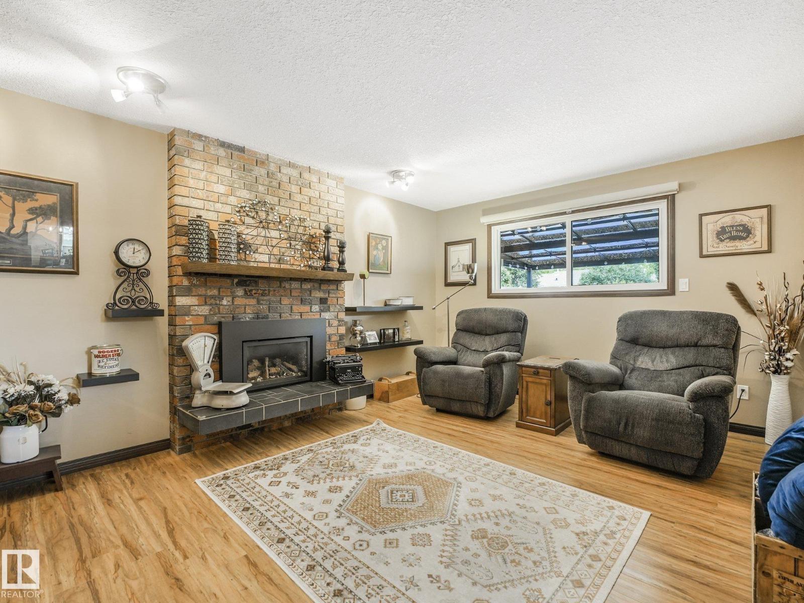 9525 87 ST - Image 39