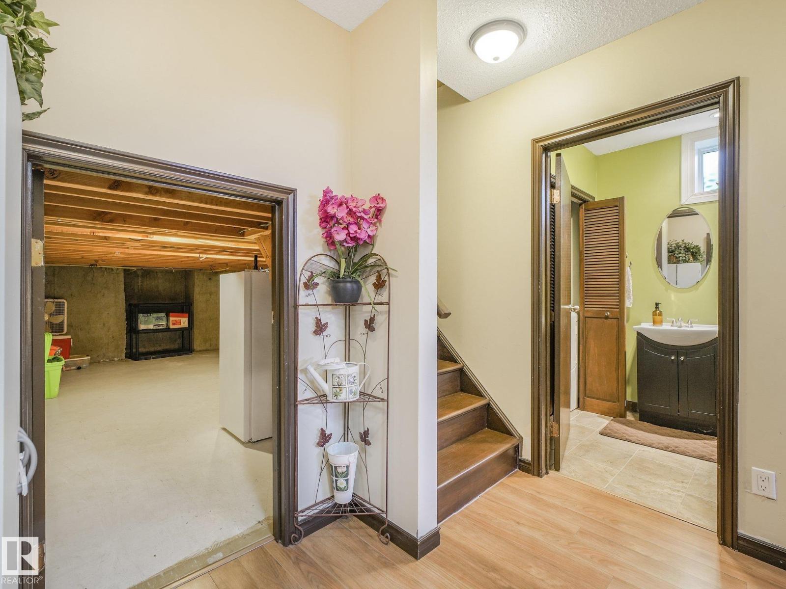 9525 87 ST - Image 42
