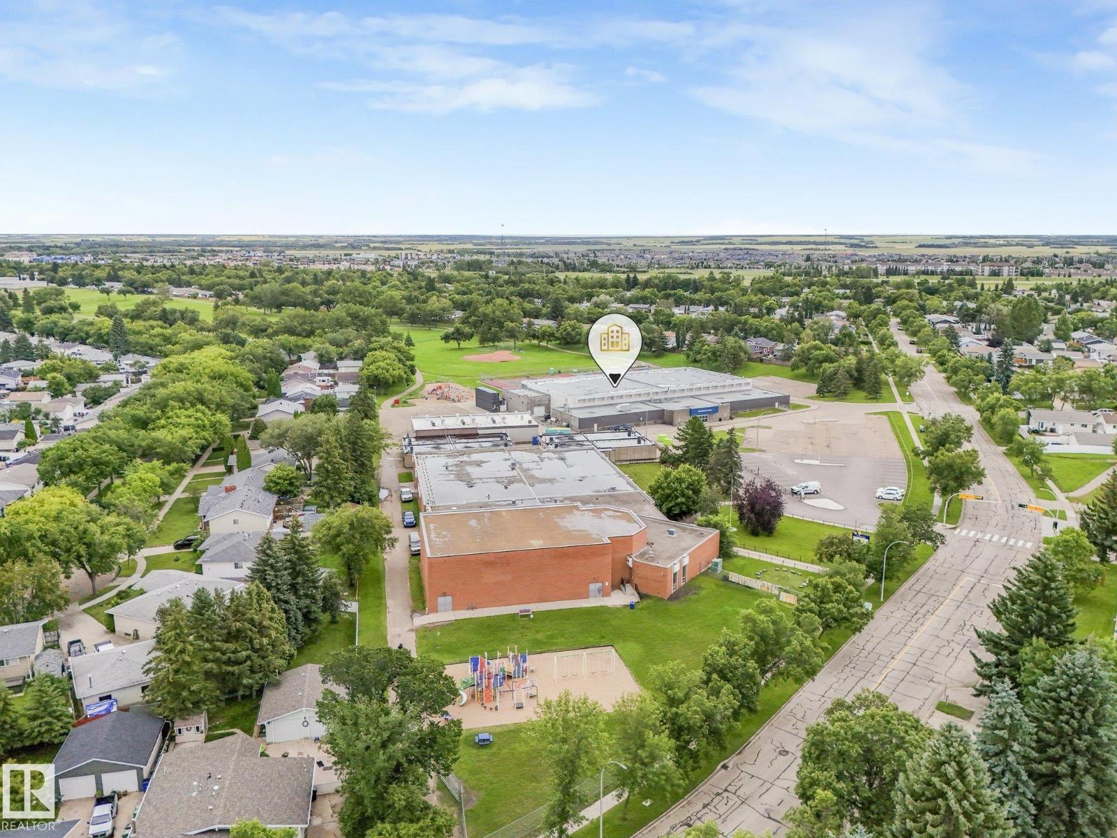 9525 87 ST - Image 63