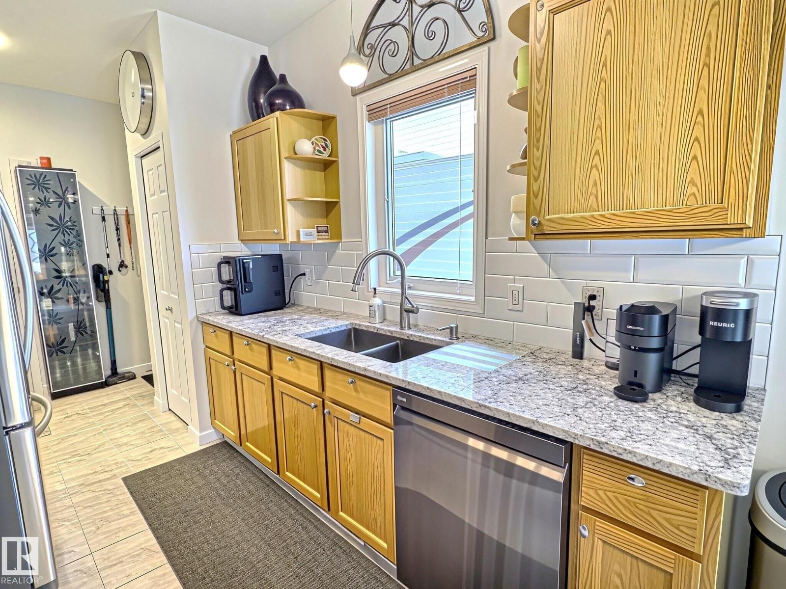 #17 10 Blackburn DR SW - 13