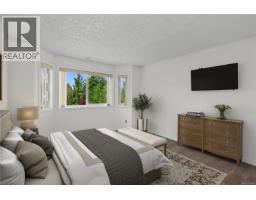 319 9882 Fifth St, Sidney, BC V8L2X3 Photo 17