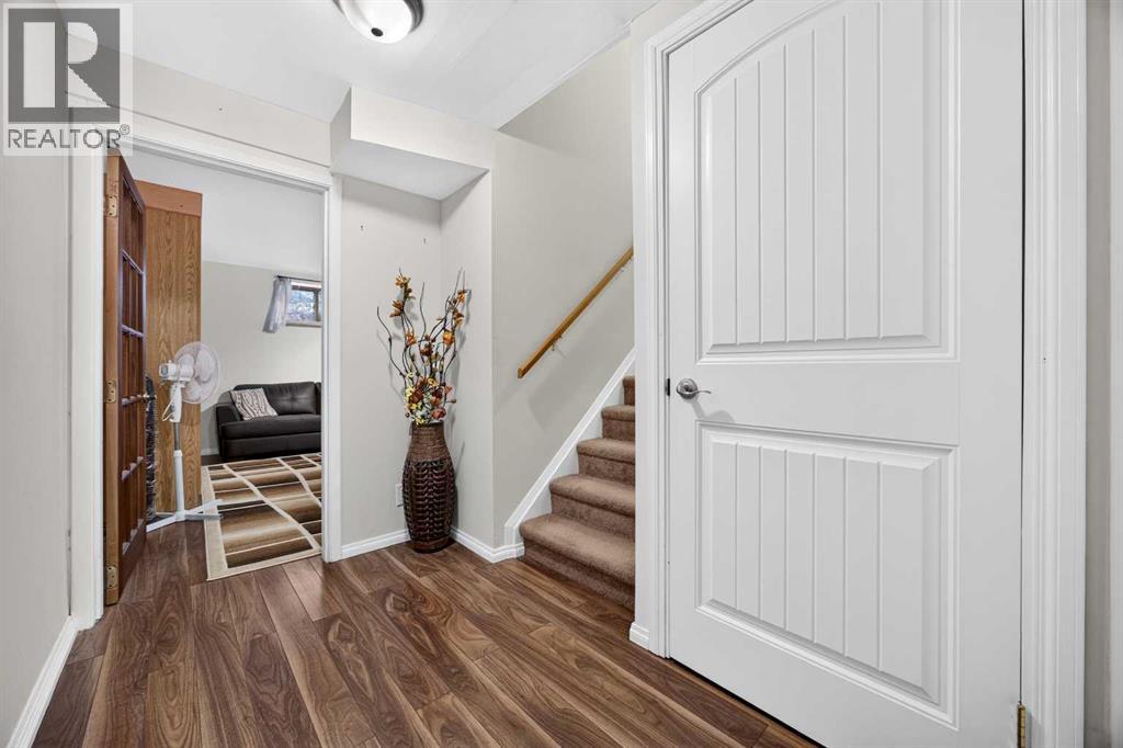6417 26 Avenue NE - 28