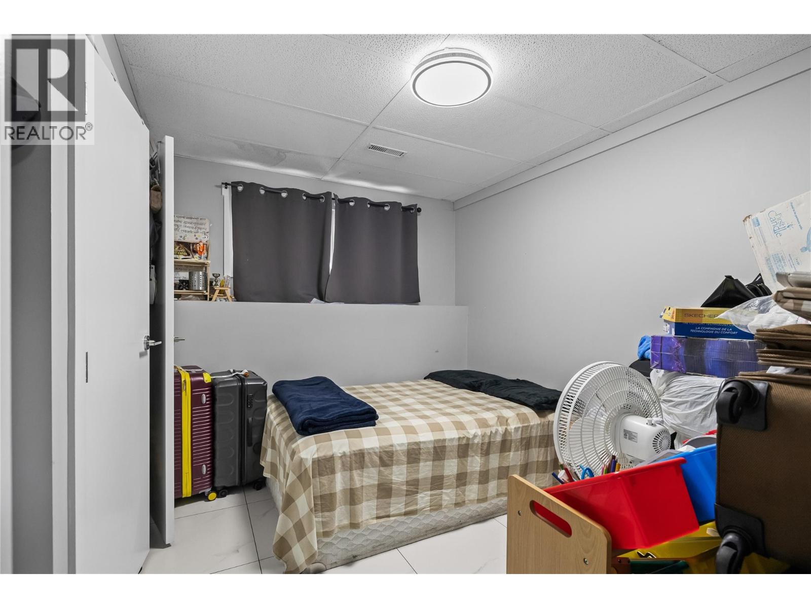 156-158 Adventure Road - Image 35