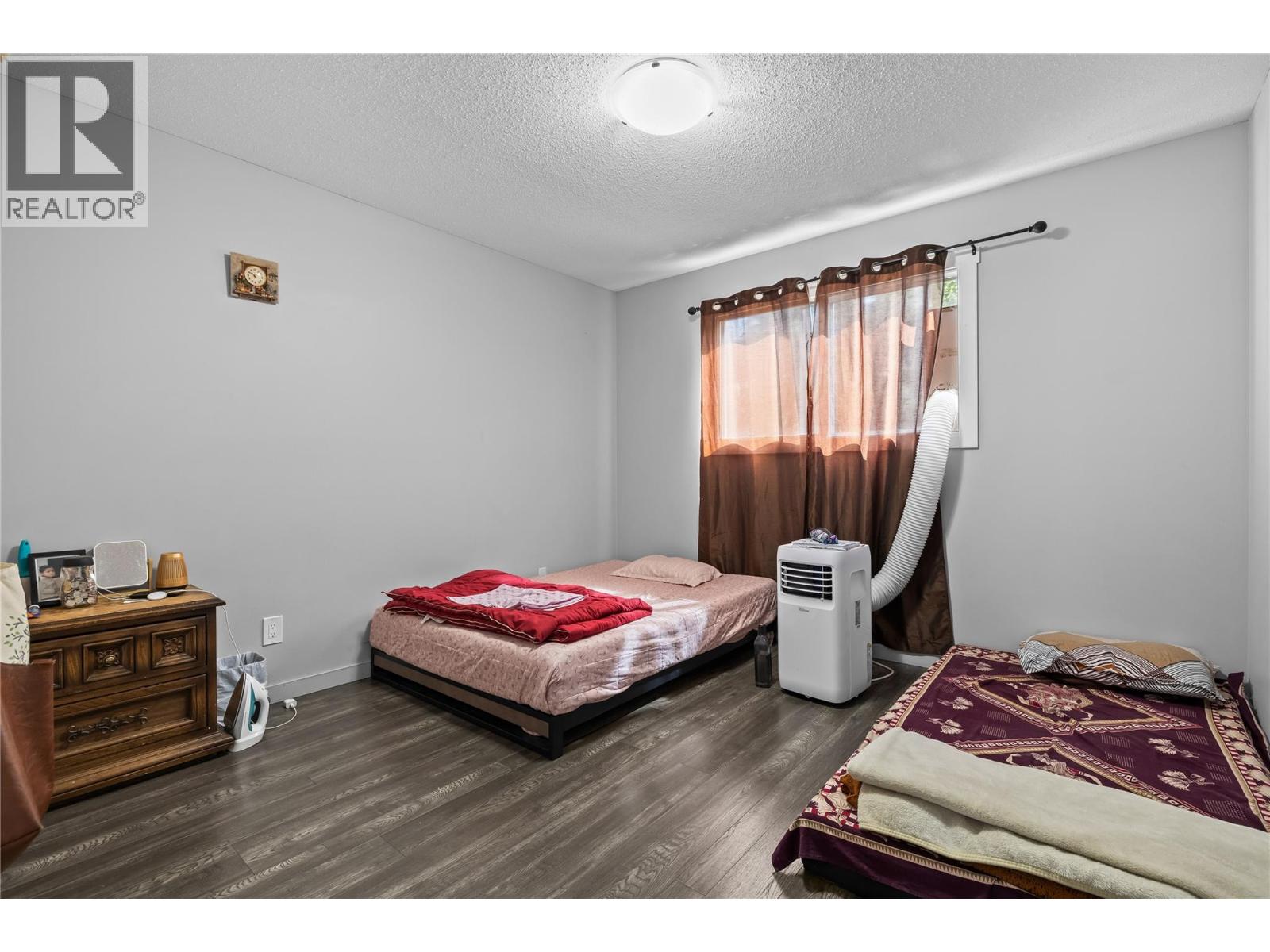 156-158 Adventure Road - 29