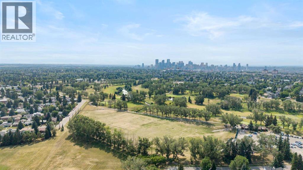 15 Carmangay Crescent NW - Image 32