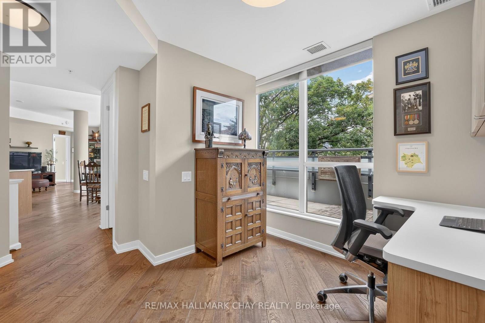 #523 38 HOWARD PARK AVENUE - 6